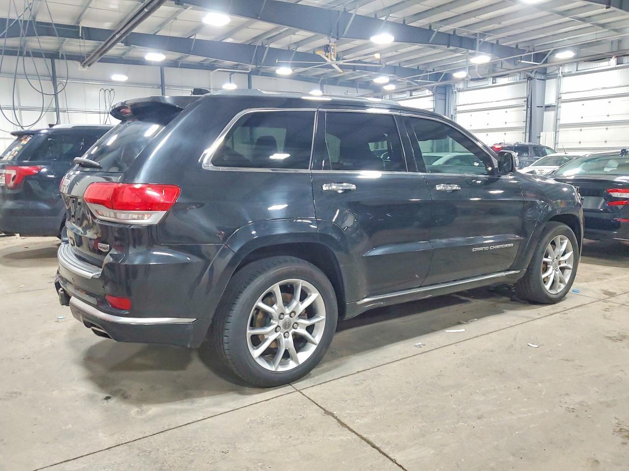 2016 Jeep Grand Cherokee Summit - Фото 3