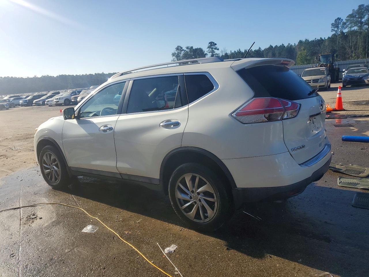 2015 Nissan Rogue Sl - Image 2