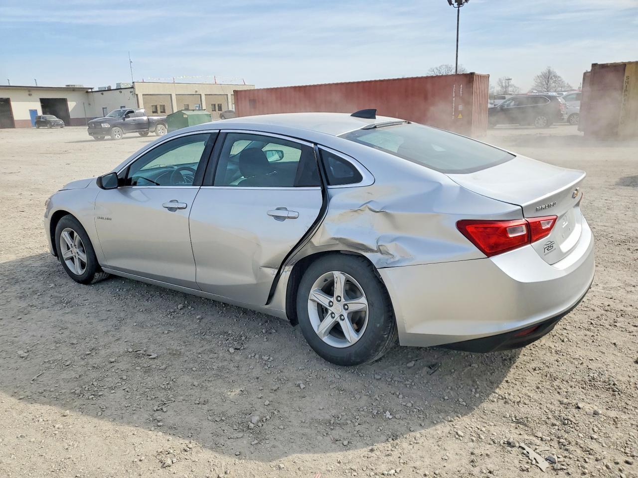 2019 Chevrolet Malibu Ls - Фото 2