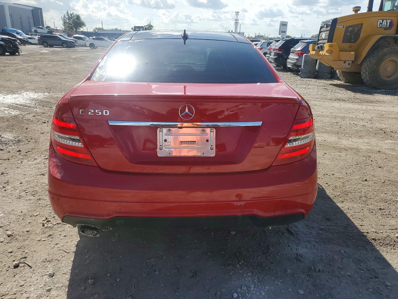 2014 Mercedes-Benz C 250 - Фото 6