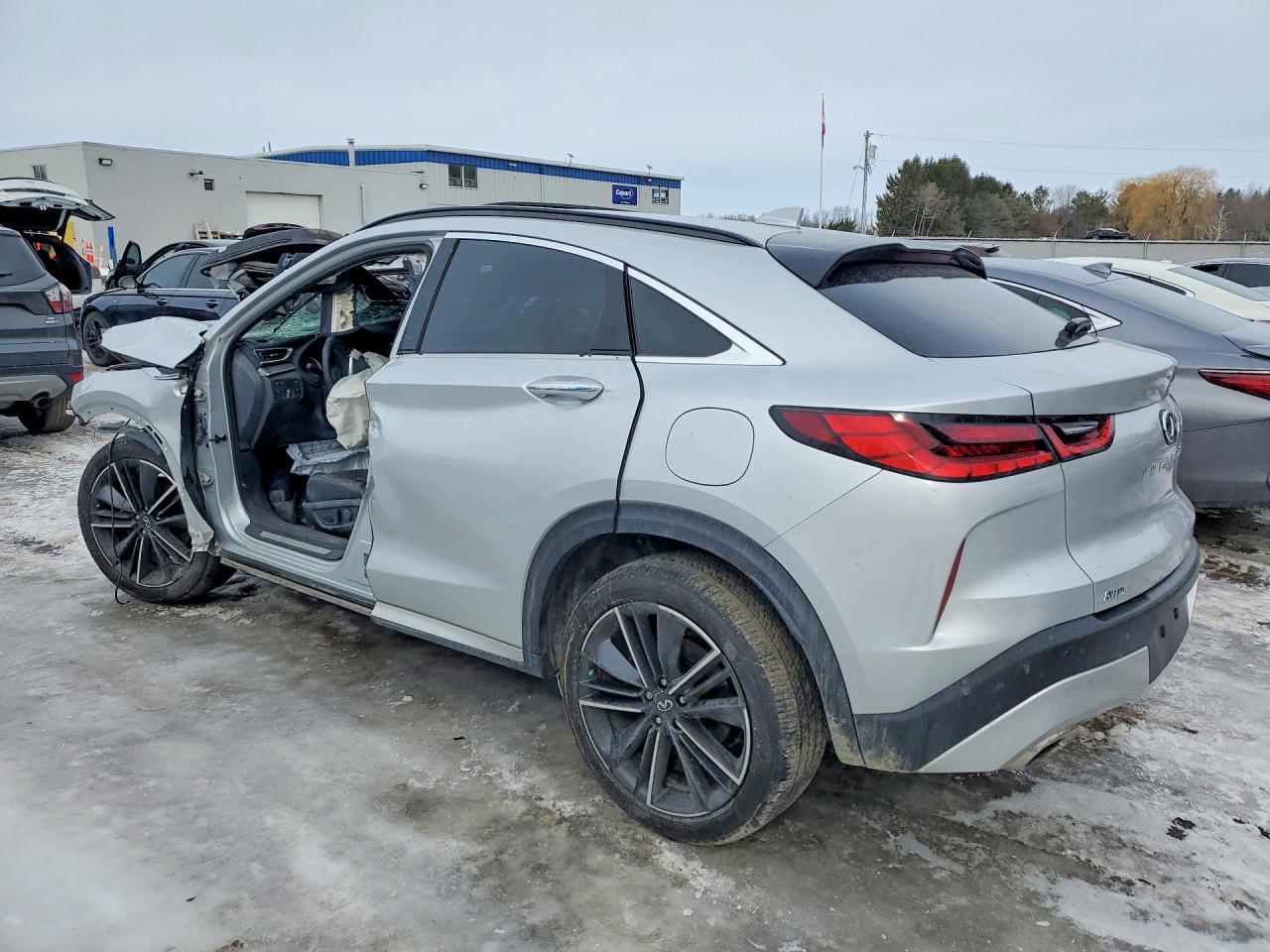 2022 Infiniti Qx55 Essential - Фото 2