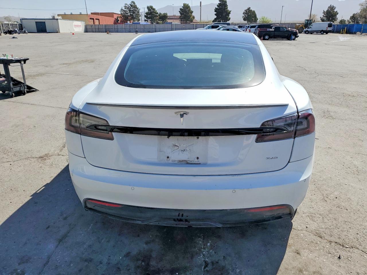 2021 Tesla Model S - Фото 6