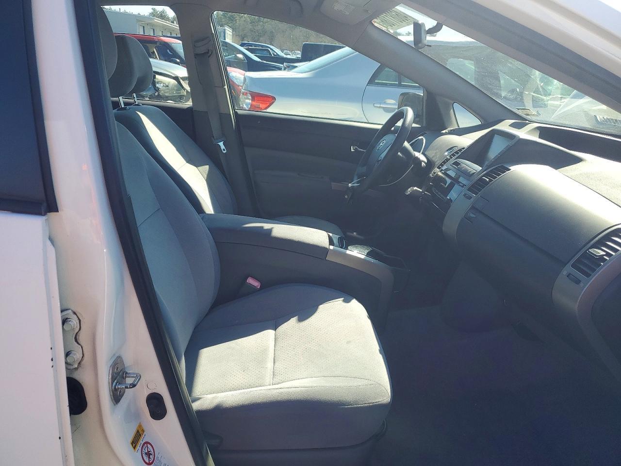 2005 Toyota Prius Base - Image 7