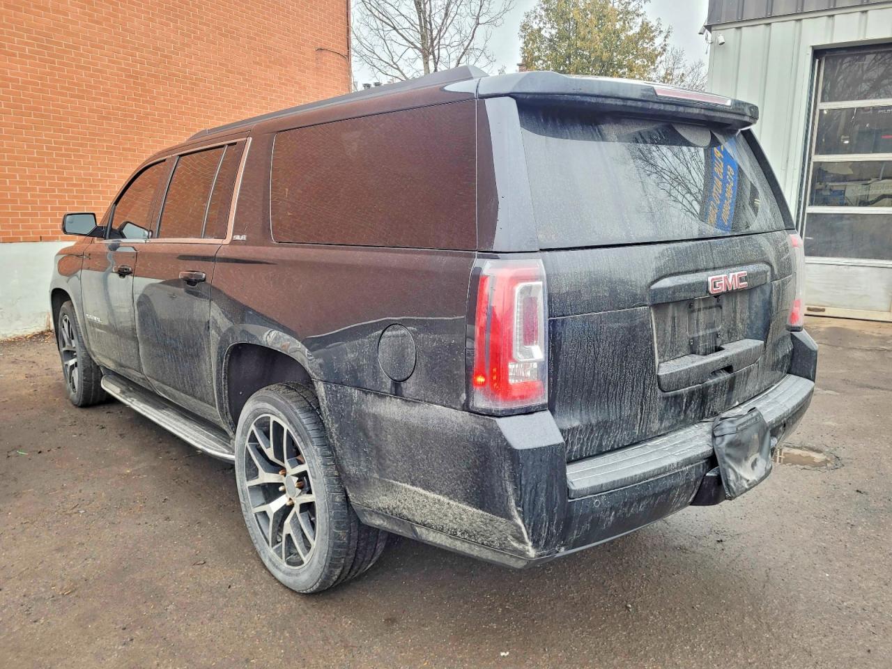 2017 GMC Yukon Xl K1500 Sle - Фото 3