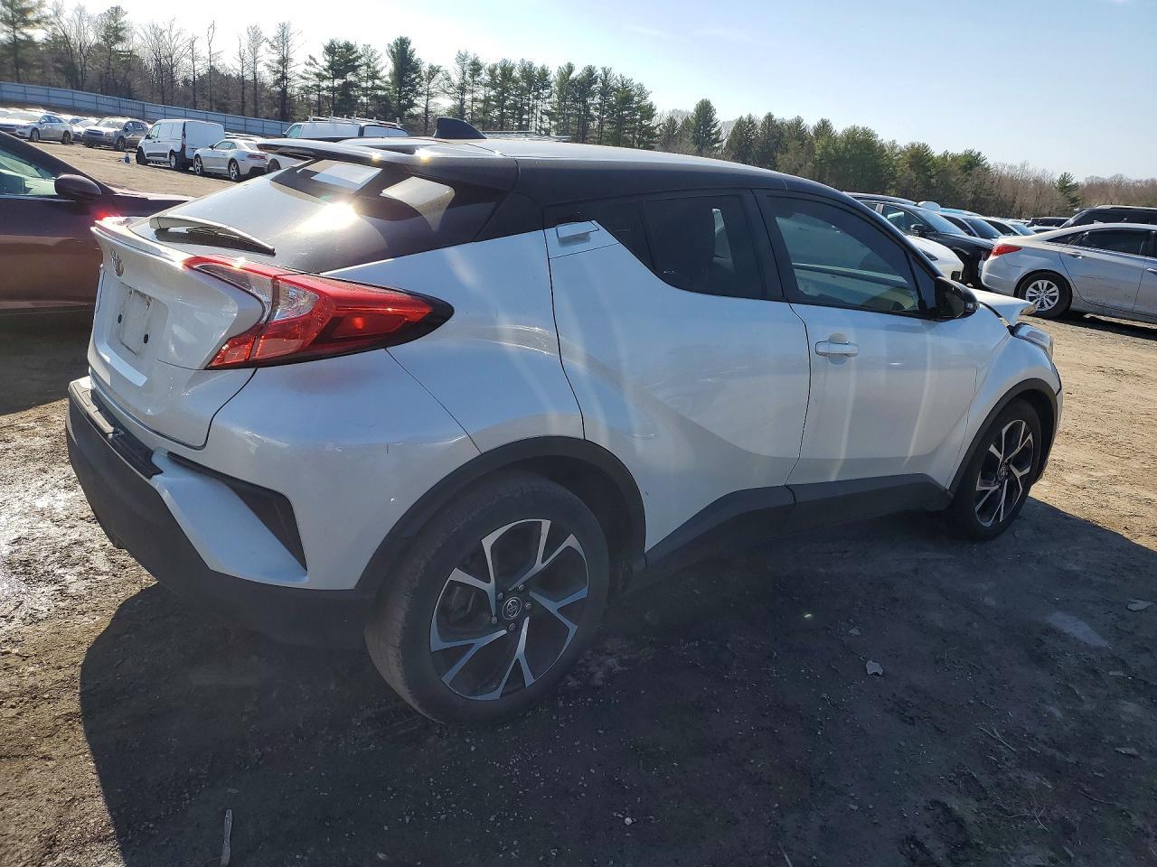 2019 Toyota C-Hr Xle - Фото 3