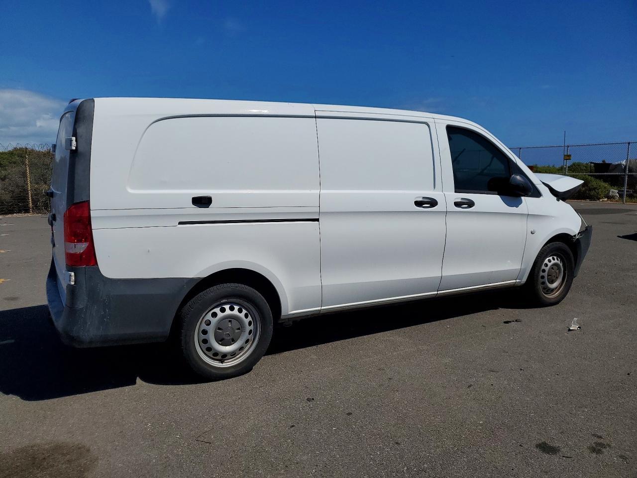 2020 Mercedes Benz Metris Delivery Van - Image 3
