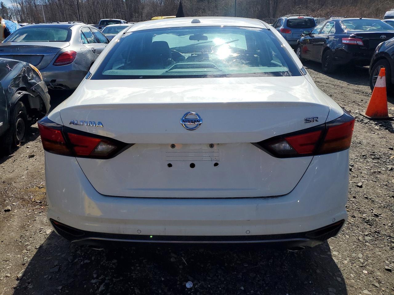2020 Nissan Altima 2.5 Sr - Фото 6