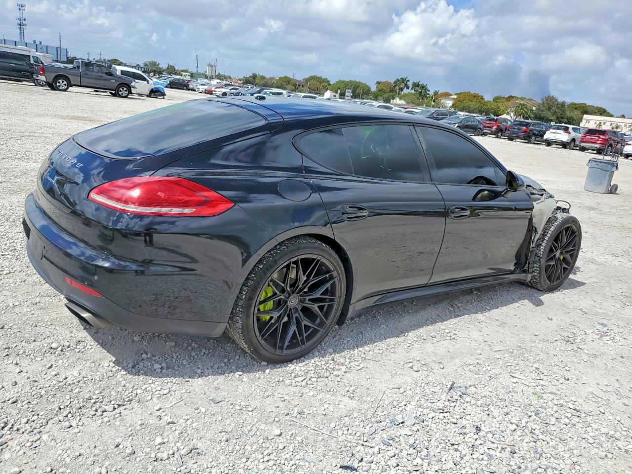2016 Porsche Panamera 2 - Image 3