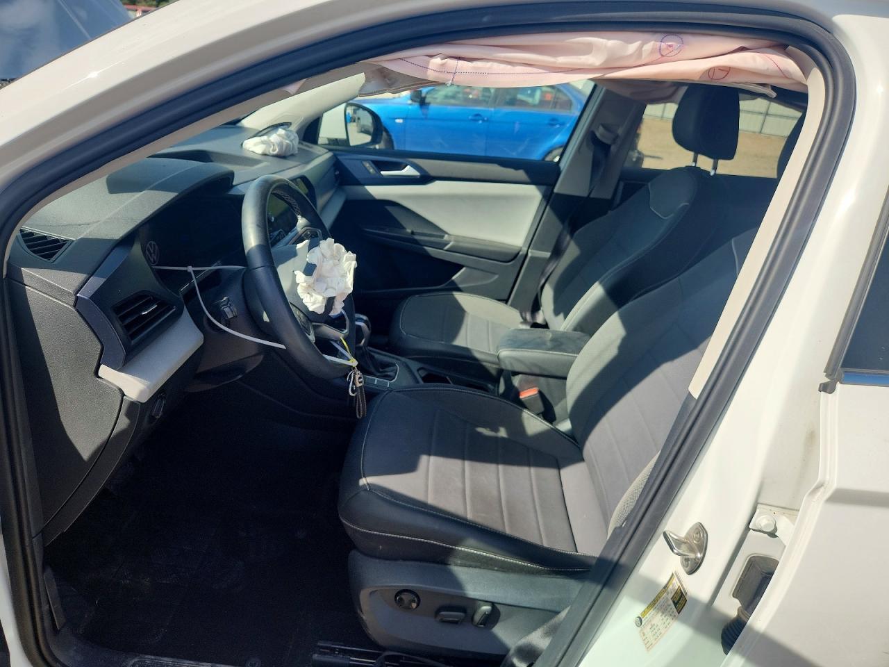 2023 Volkswagen Taos Se - Фото 7
