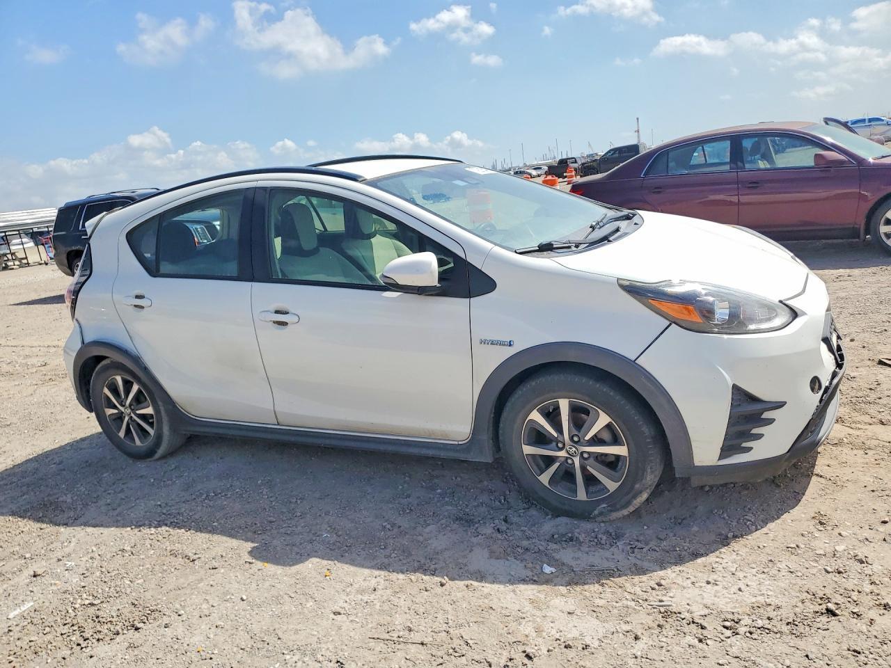 2018 Toyota Prius C One - Image 4