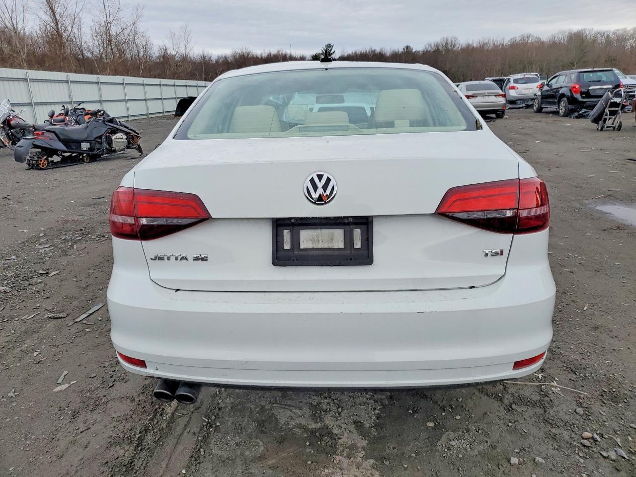 2017 Volkswagen Jetta Se - Фото 6