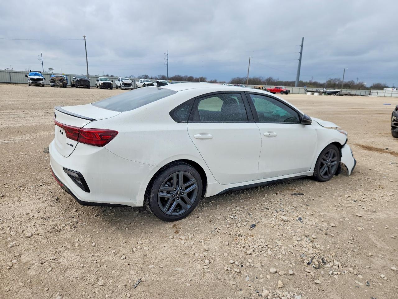 2021 Kia Forte Gt-Line - Image 3