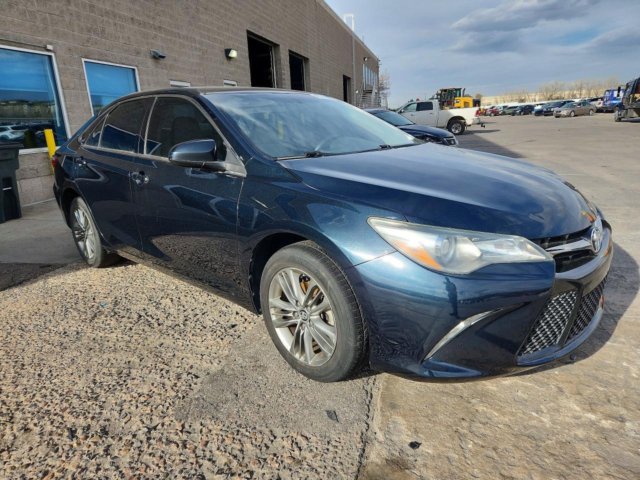 2016 Toyota Camry Se - Image 4