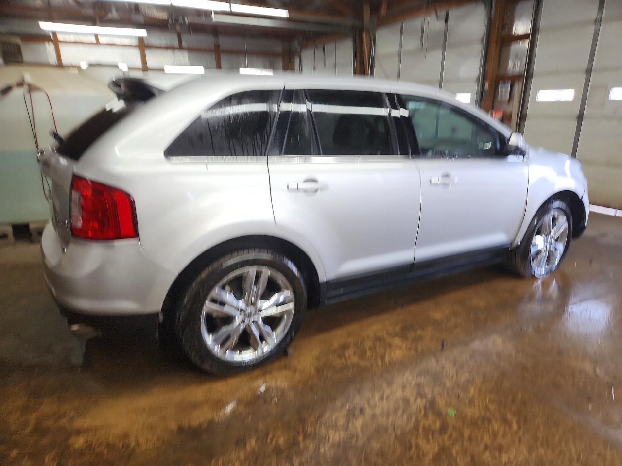2013 Ford Edge Limited - Image 3
