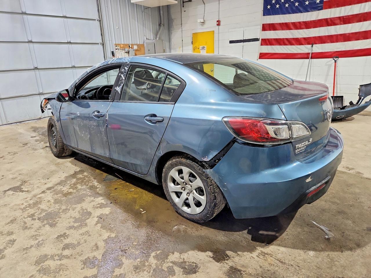 2011 Mazda 3 I - Фото 2