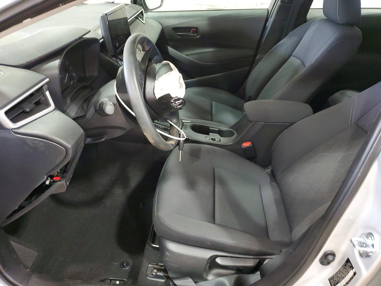 2025 Toyota Corolla Le - Фото 7