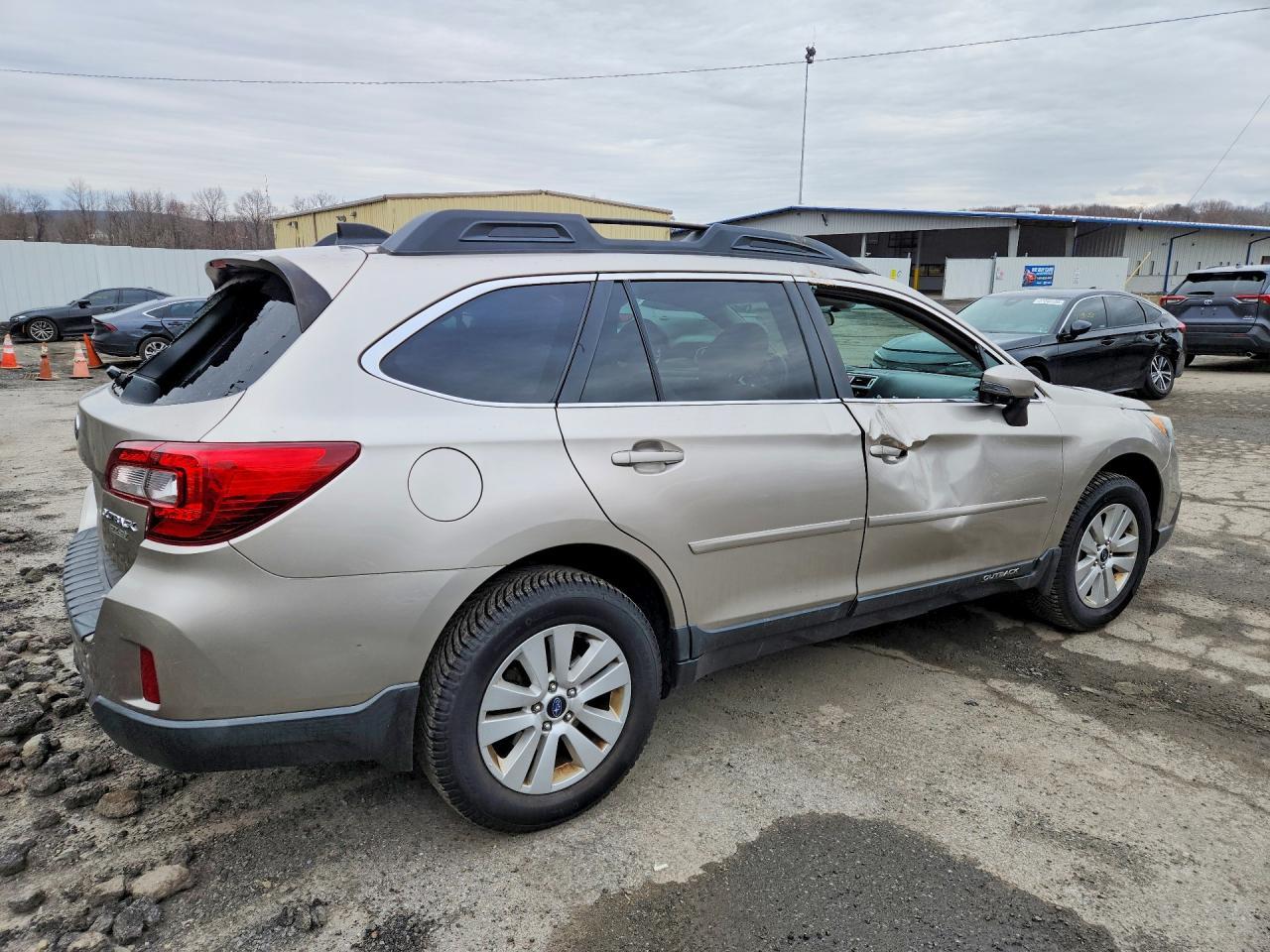 2016 Subaru Outback 2.5I Premium - Фото 3