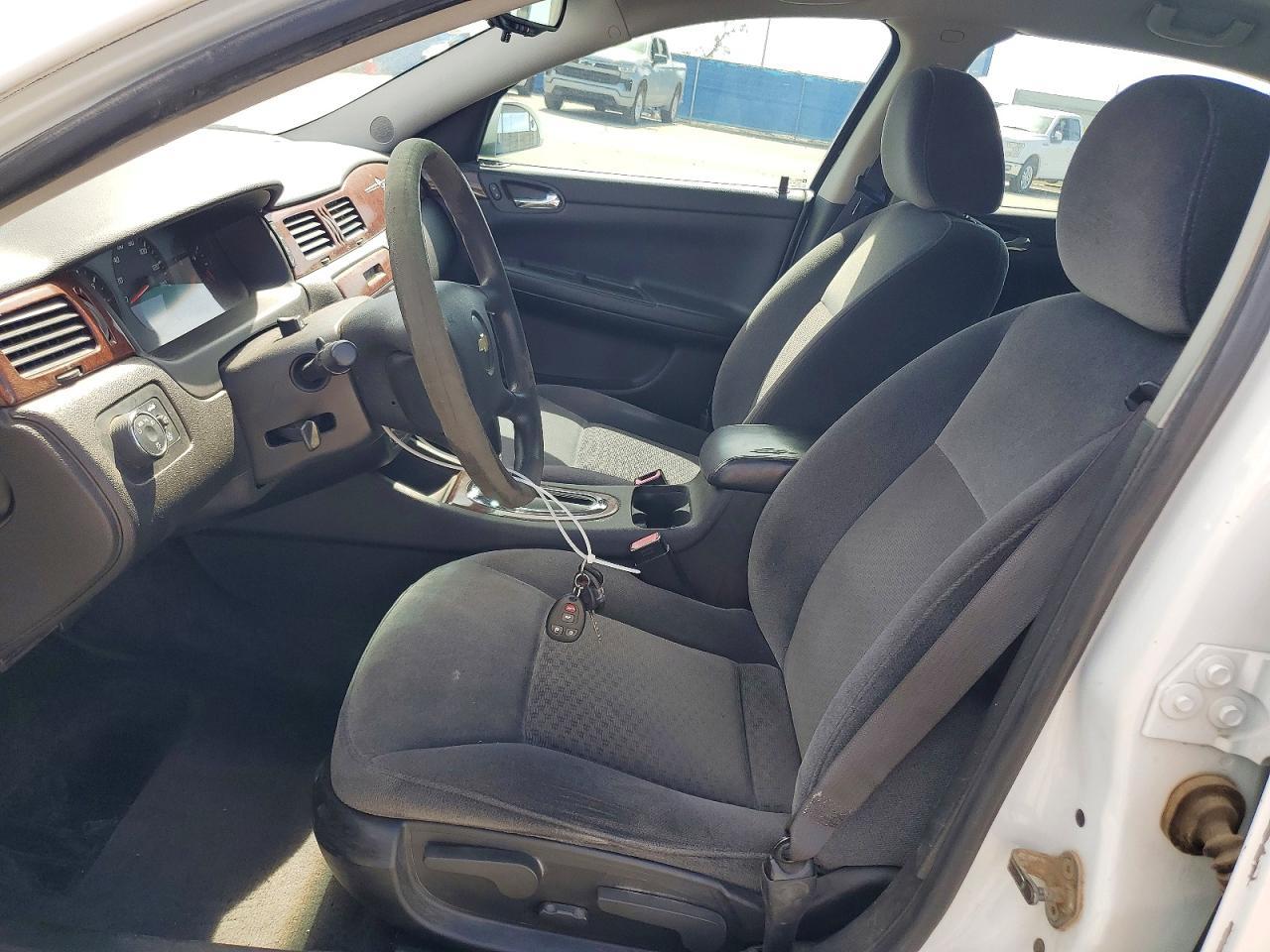 2010 Chevrolet Impala Ls - Фото 7