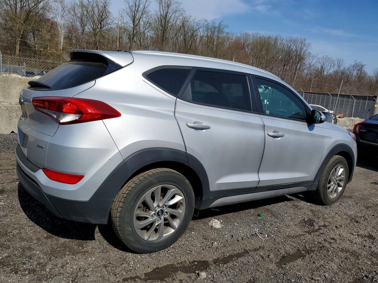 2017 Hyundai Tucson Se - Фото 3