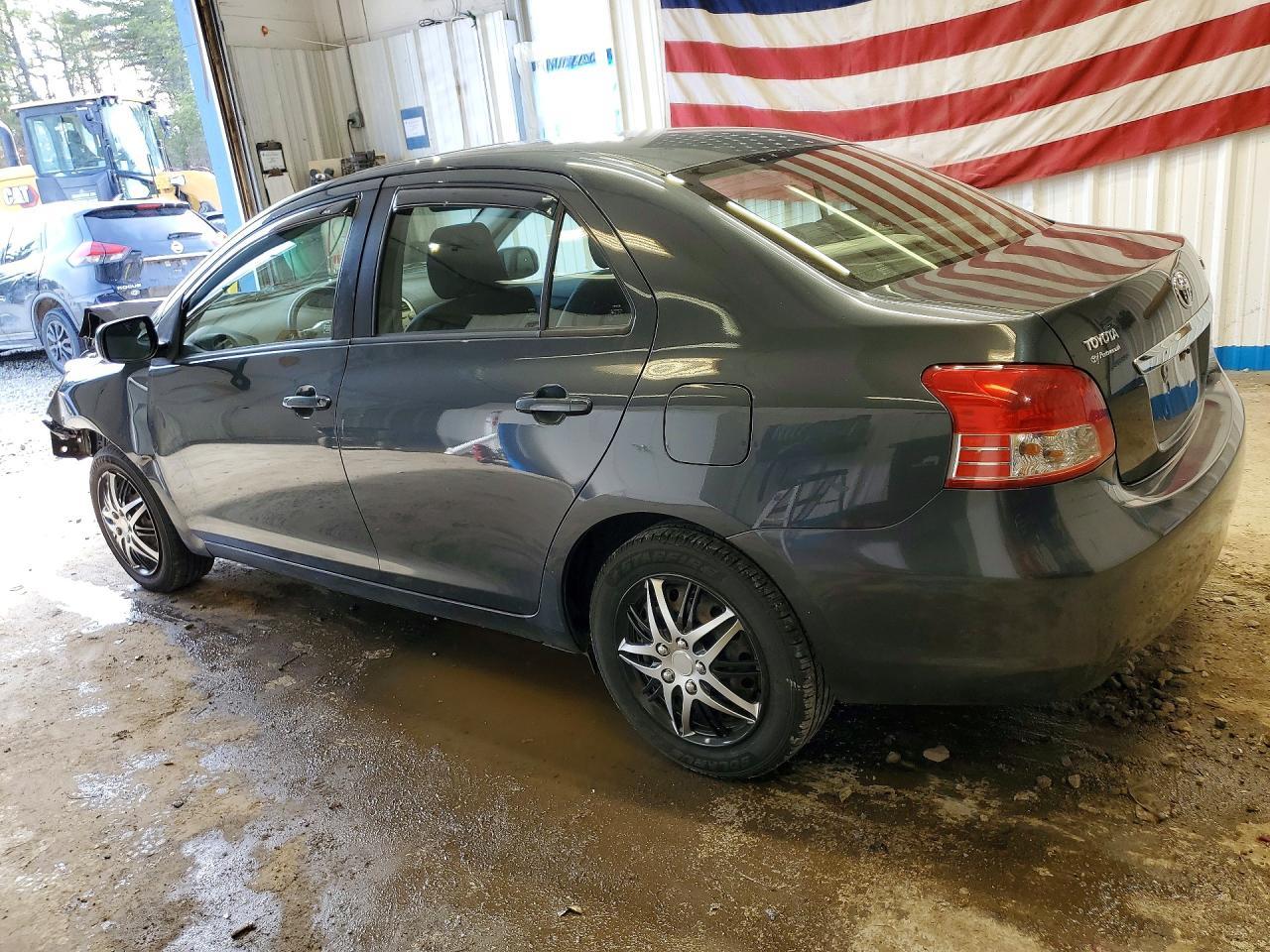 2008 Toyota Yaris - Image 2