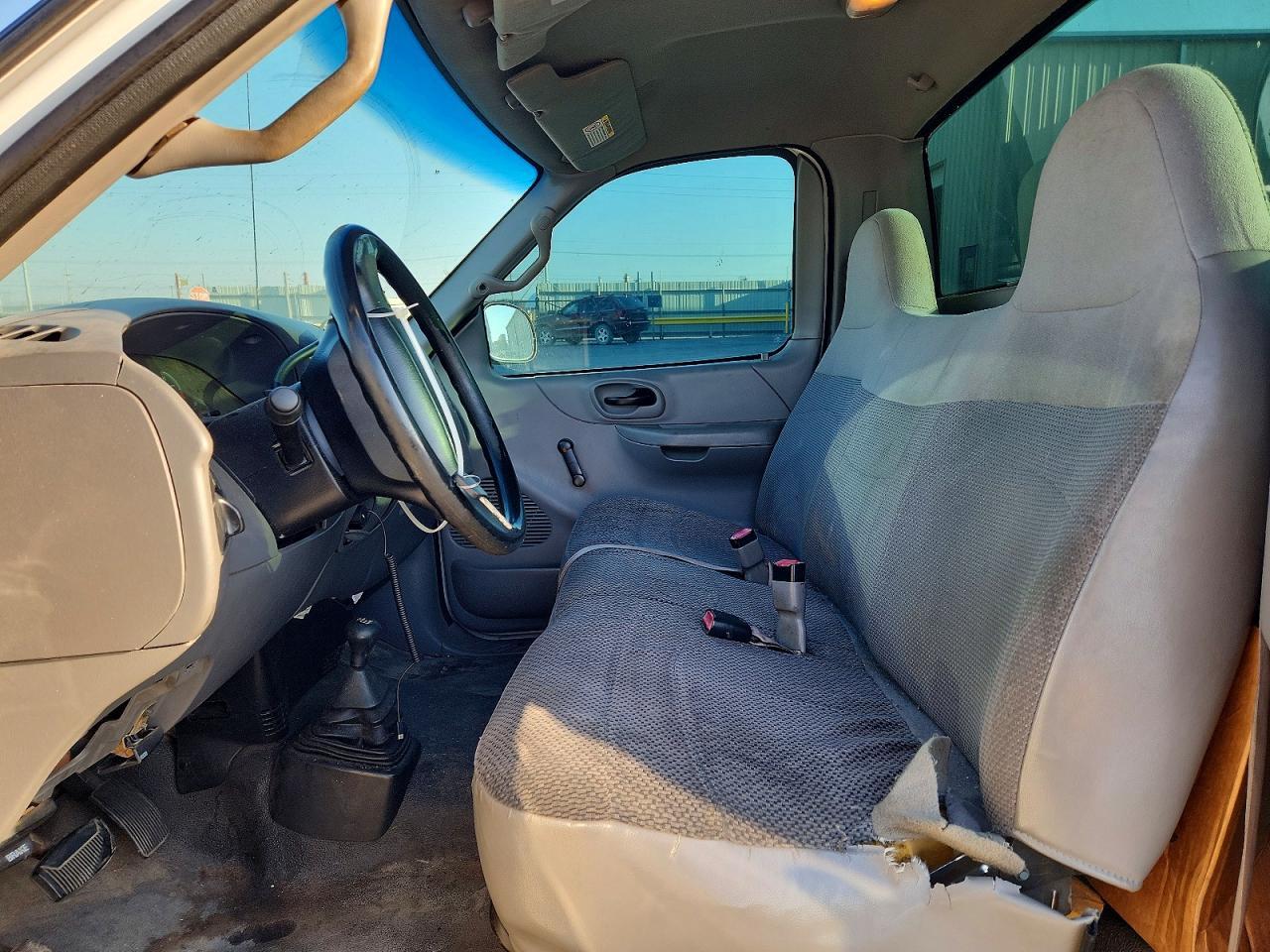 2000 Ford F150 - Image 7
