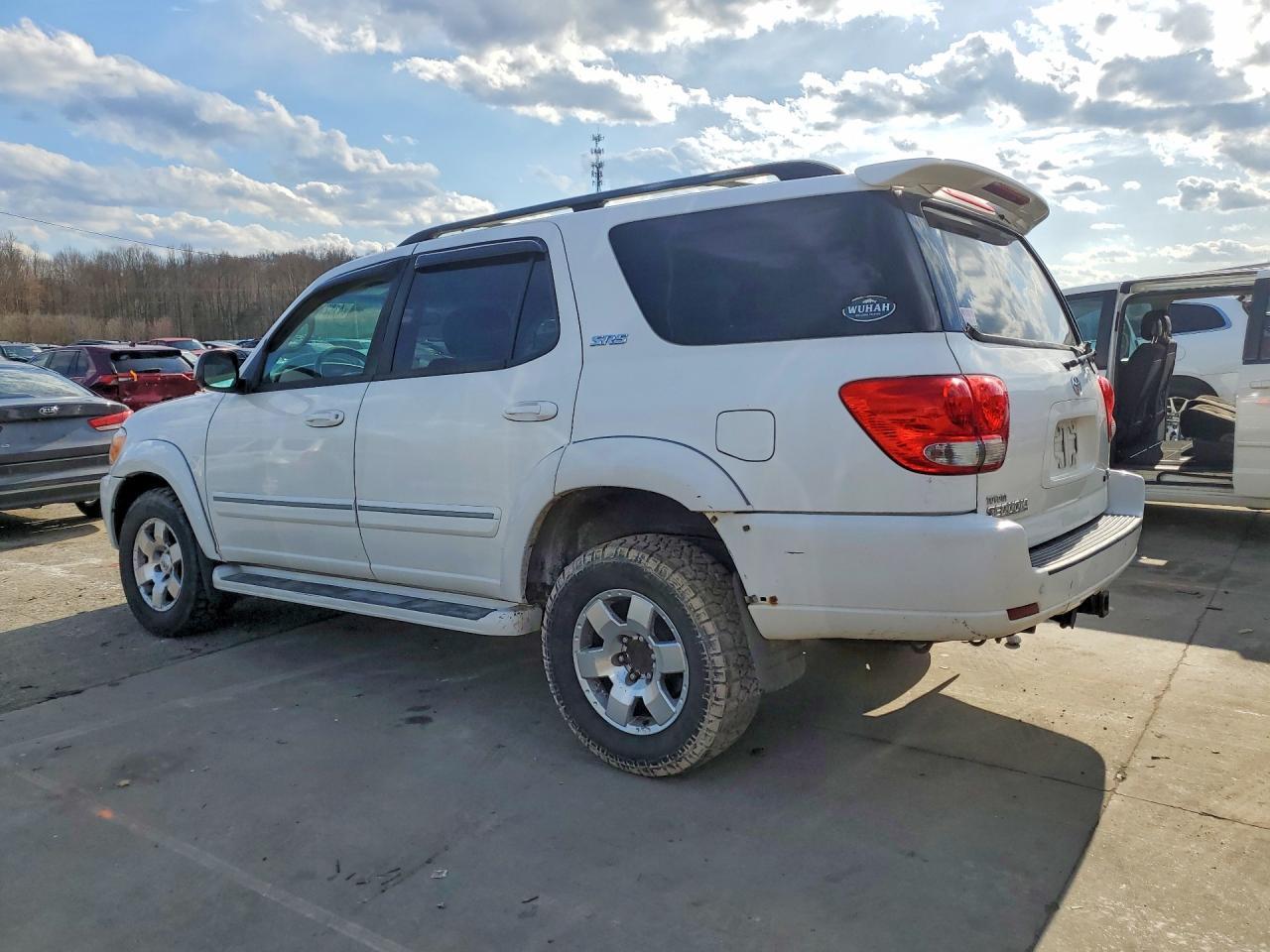 2006 Toyota Sequoia Sr5 - Фото 2