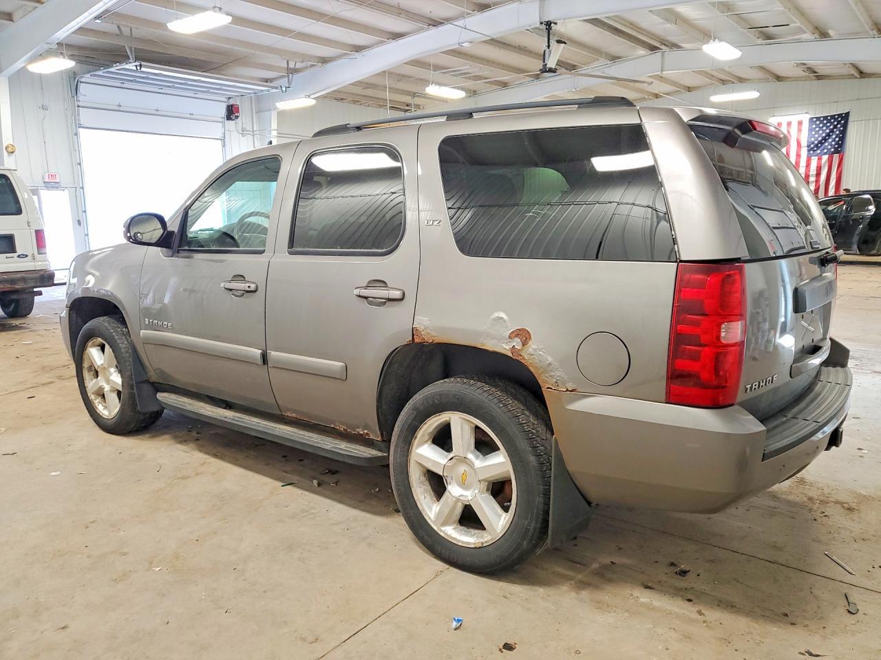 2007 Chevrolet Tahoe K1500 - Фото 2