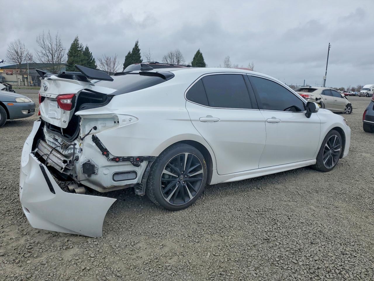 2018 Toyota Camry Xse - Фото 3
