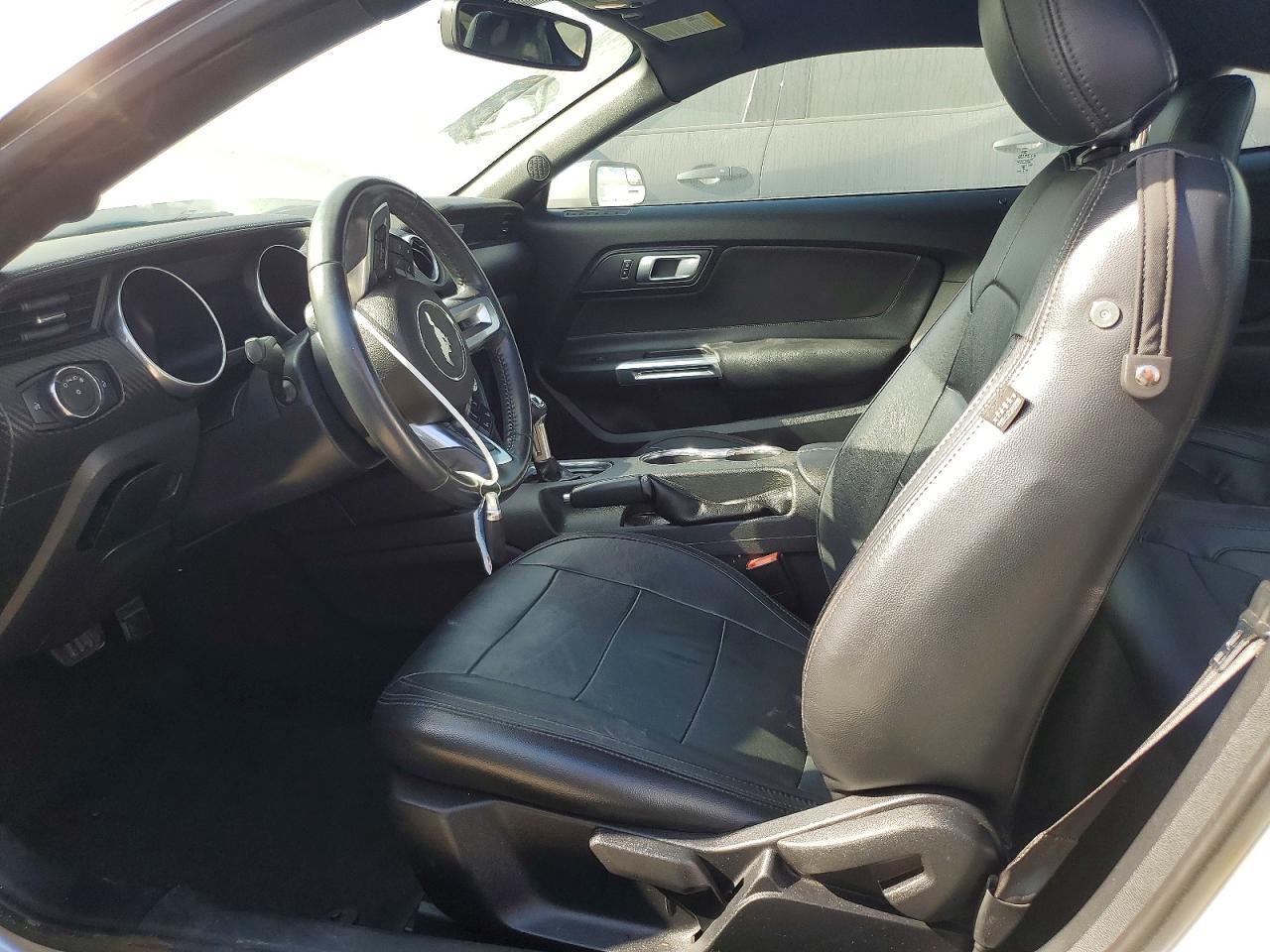 2018 Ford Mustang - Image 7