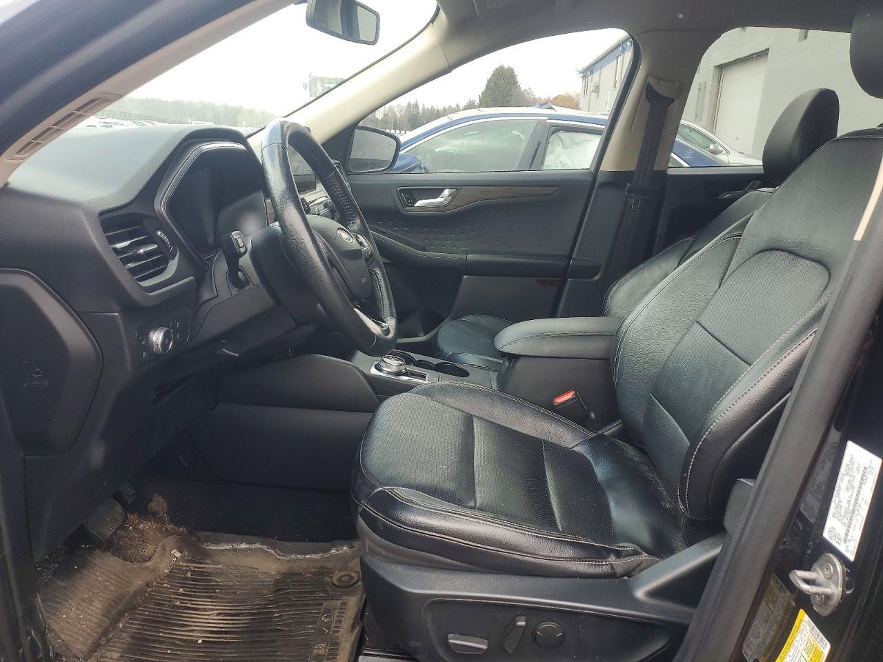 2020 Ford Escape Titanium - Image 7