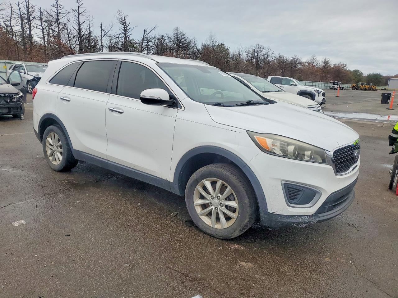2016 Kia Sorento Lx - Image 4