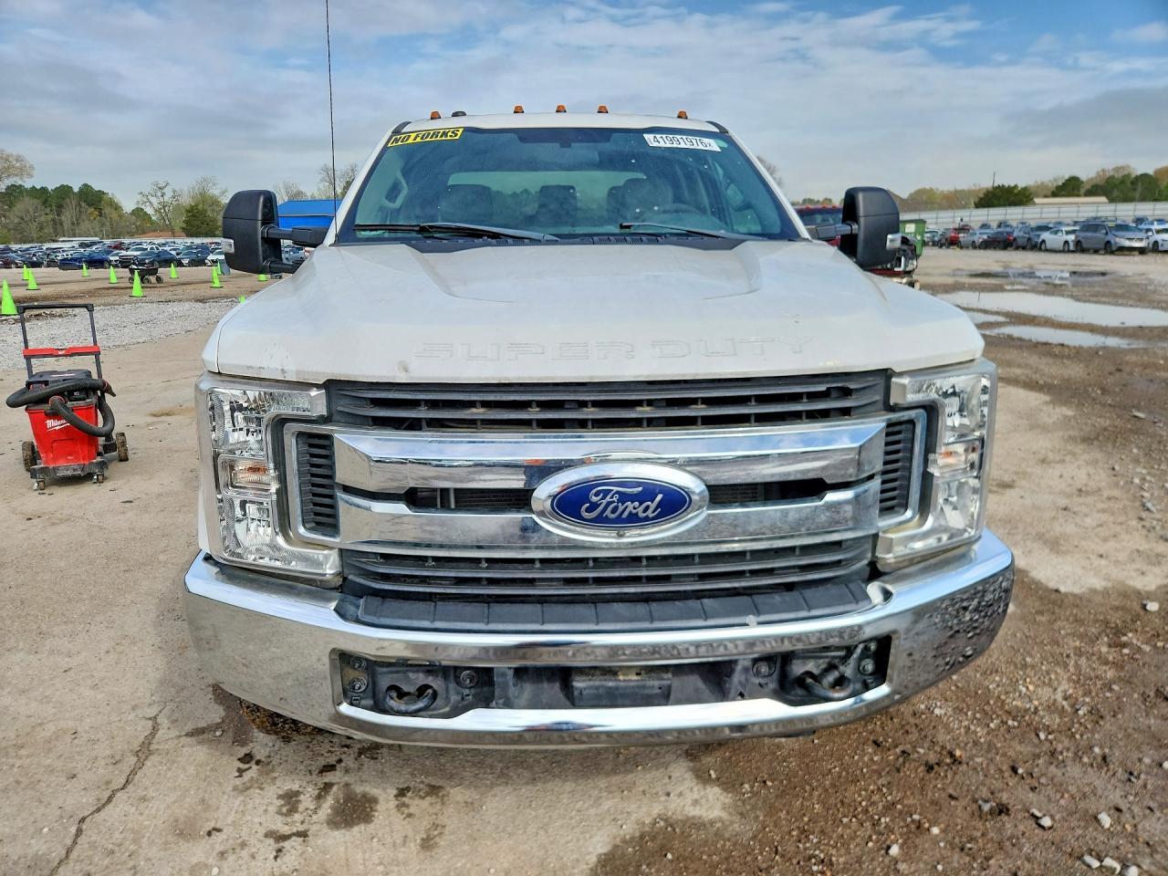 2018 Ford F250 Super Duty - Фото 5