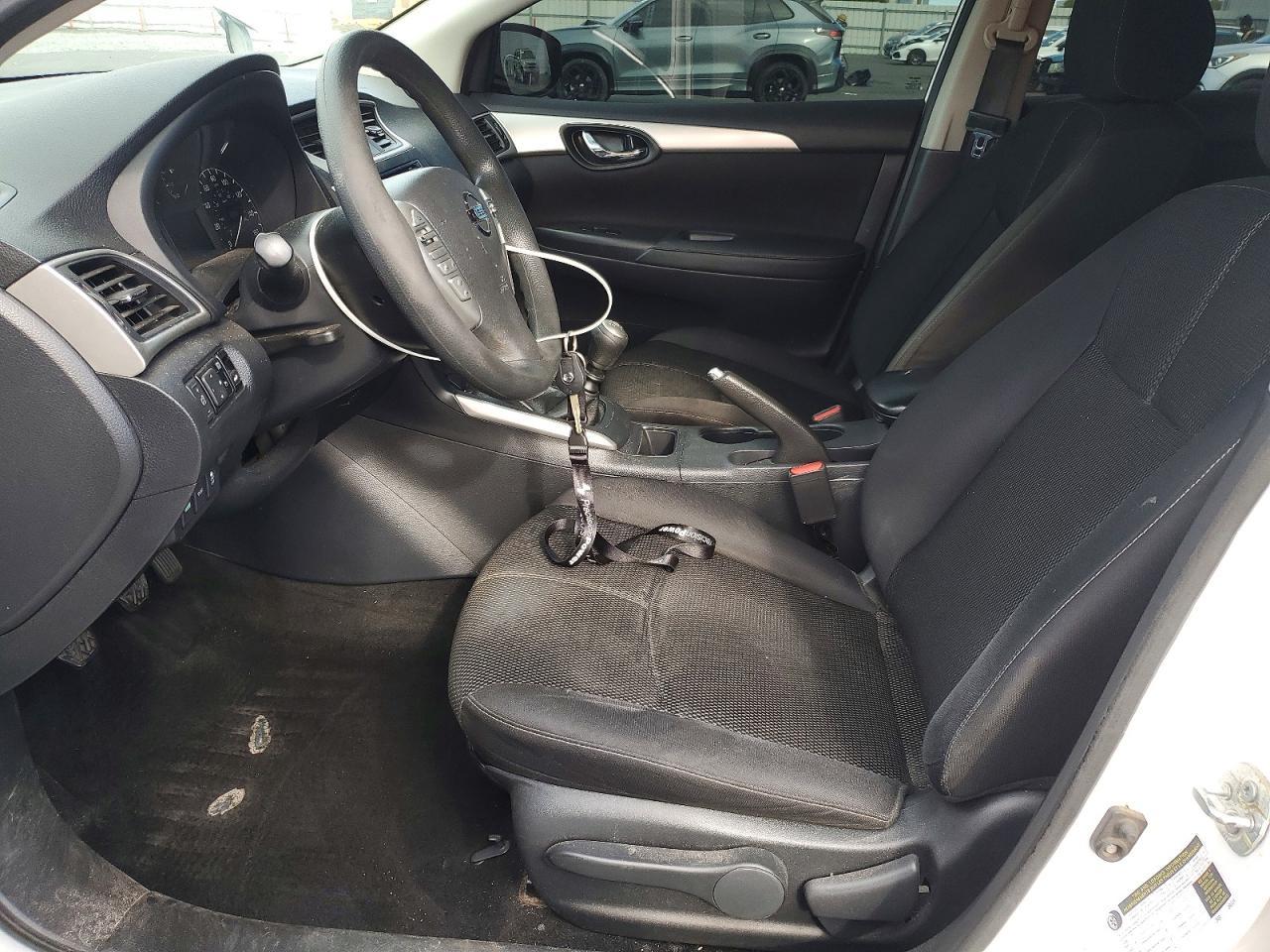 2017 Nissan Sentra S - Image 7
