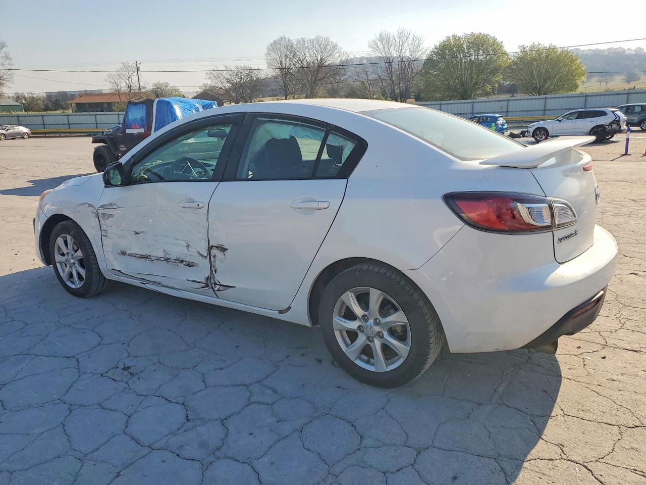 2011 Mazda 3 I - Фото 2