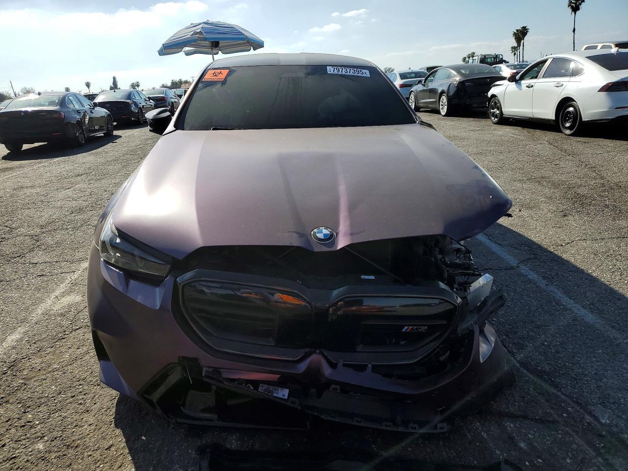 2025 BMW M5 - Фото 5