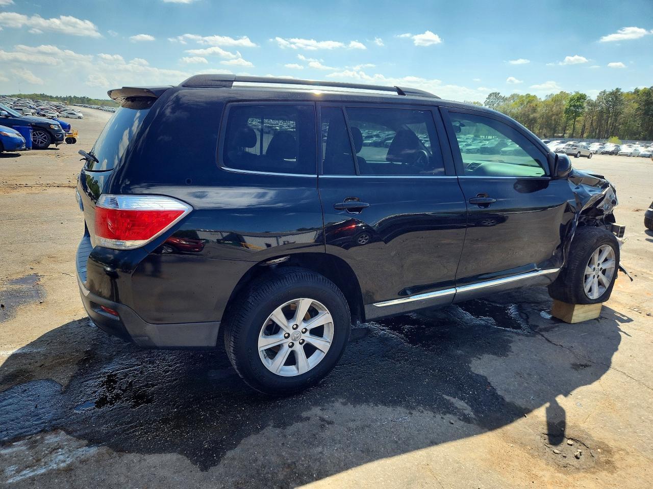 2012 Toyota Highlander Base - Фото 3