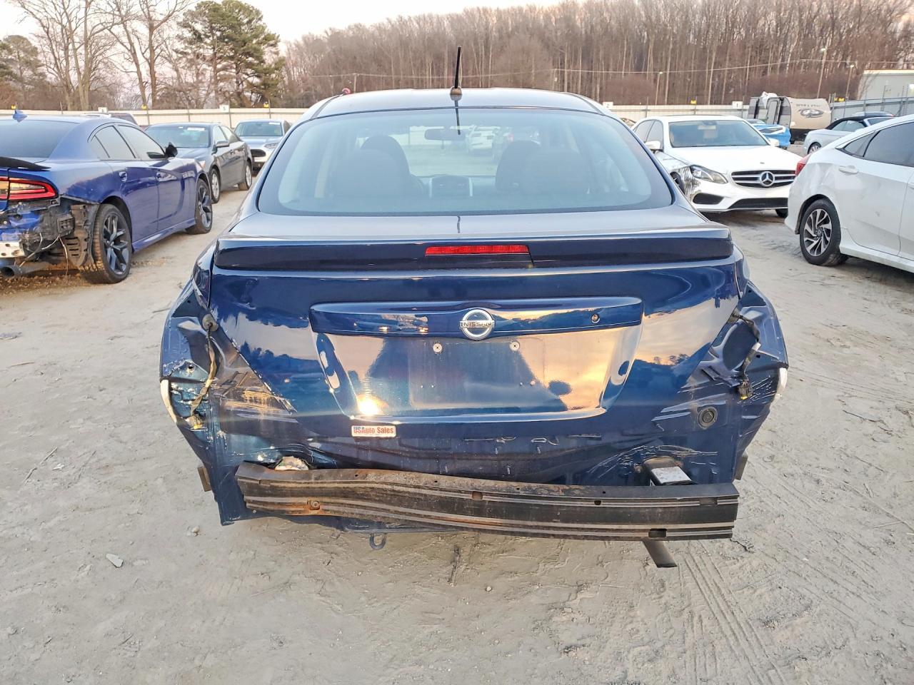 2018 Nissan Versa S - Фото 6