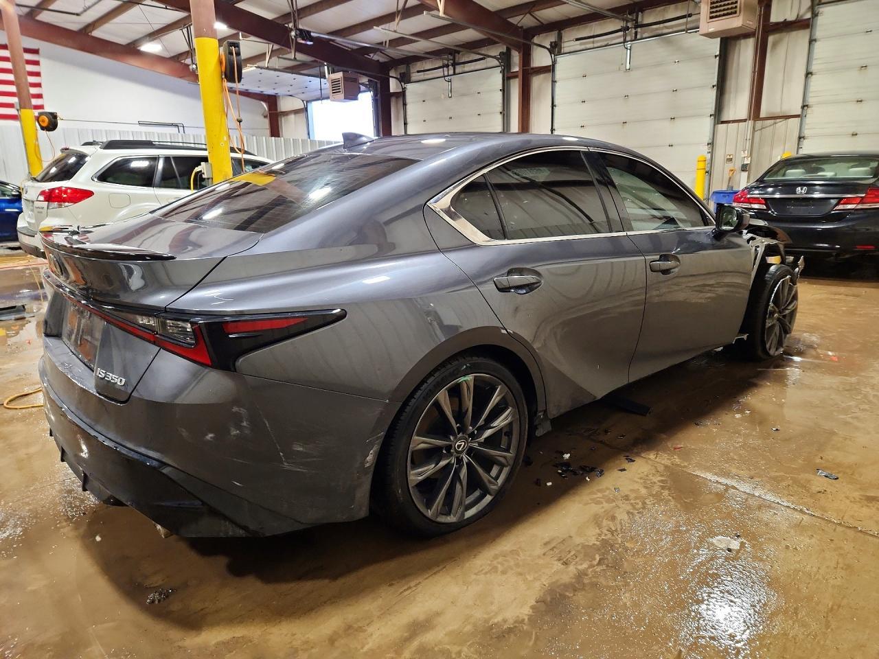 2023 Lexus Is 350 F Sport - Image 3