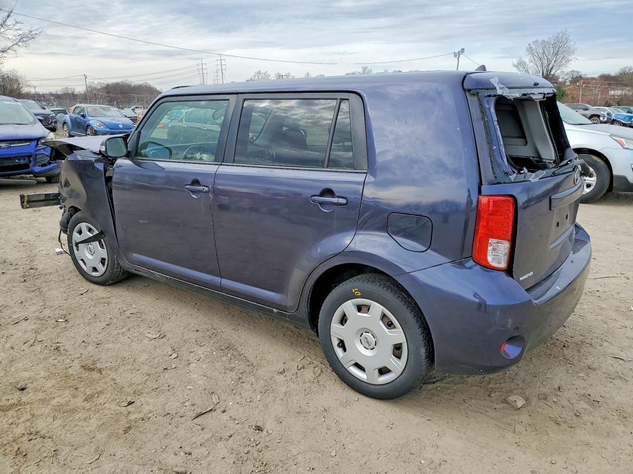 2012 Scion Xb Base - Фото 2