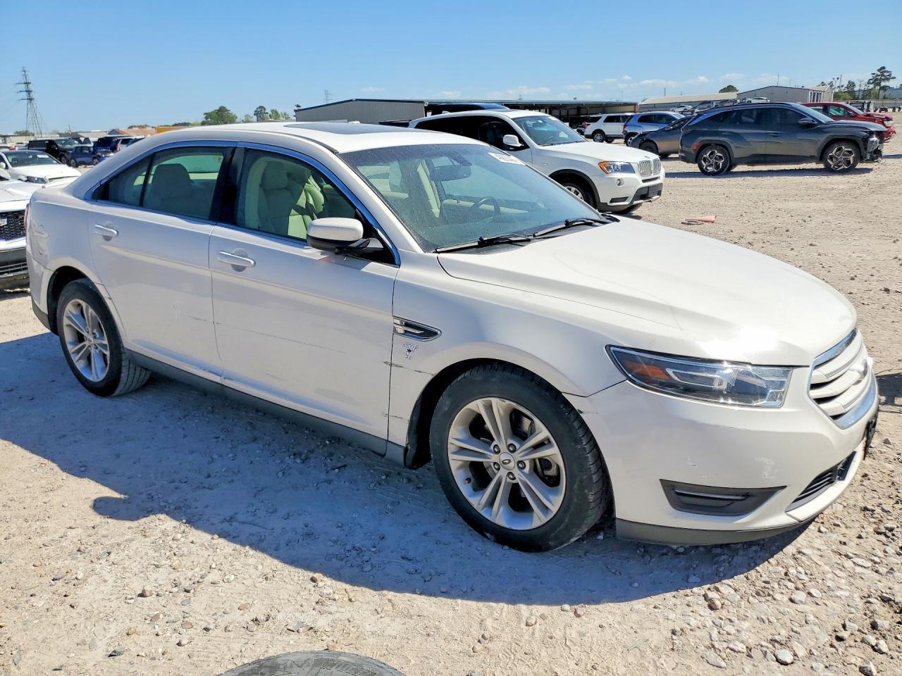 2015 Ford Taurus Sel - Фото 4