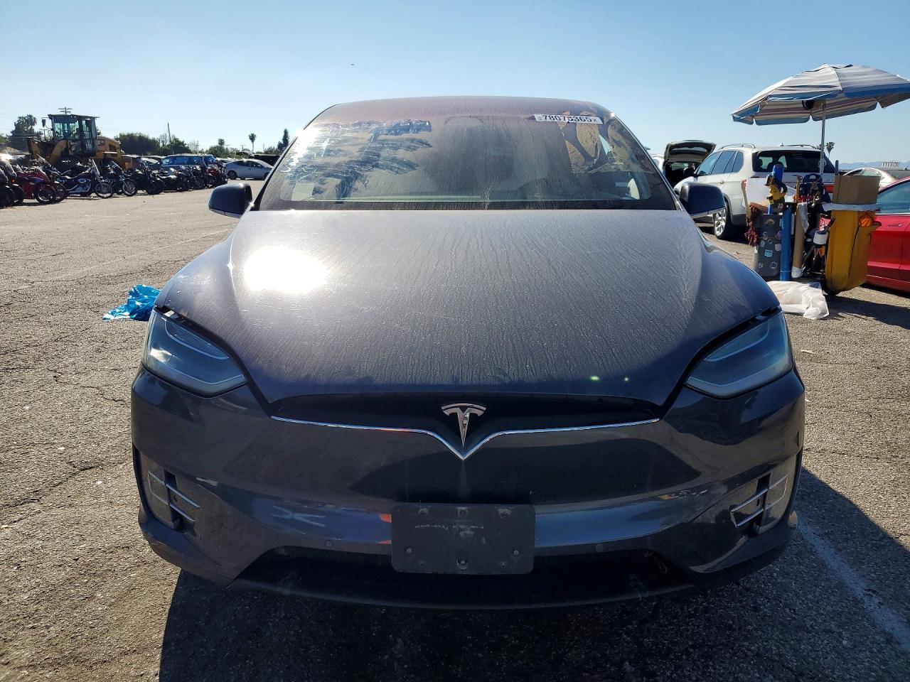 2019 Tesla Model X - Фото 5