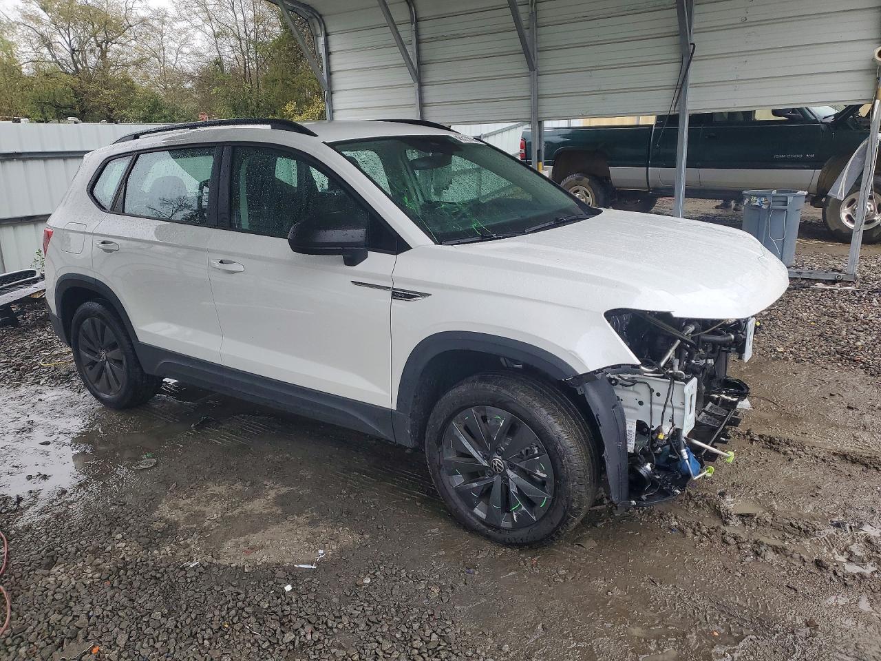 2024 Volkswagen Taos S - Фото 4