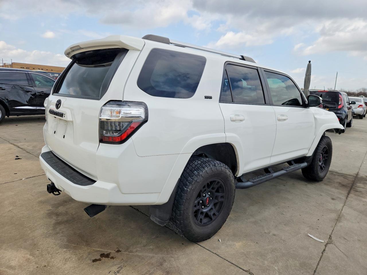 2023 Toyota 4Runner Sr5 Premium - Фото 3