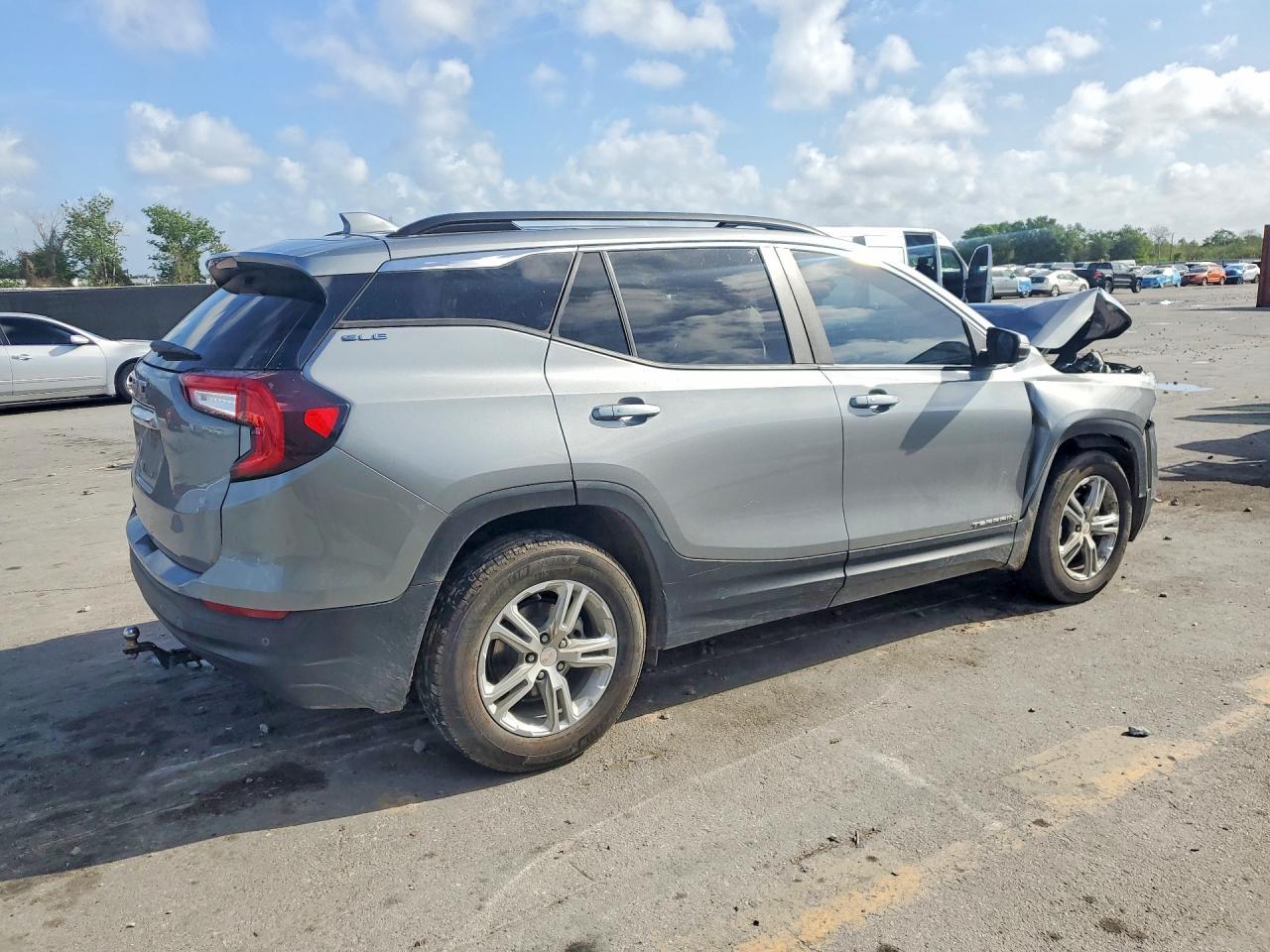 2023 GMC Terrain Sle - Фото 3
