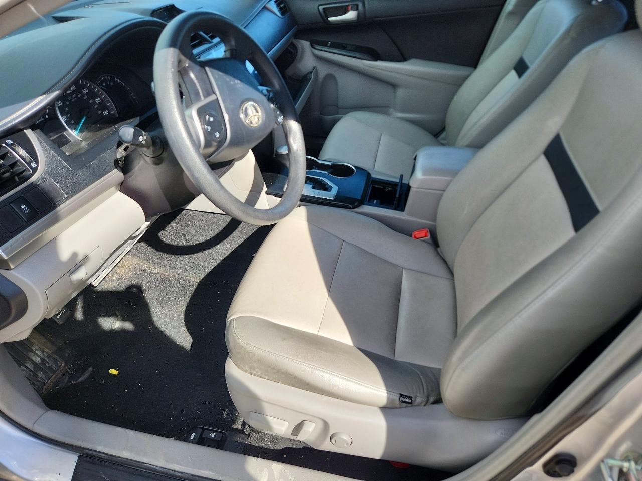 2014 Toyota Camry Le - Фото 7