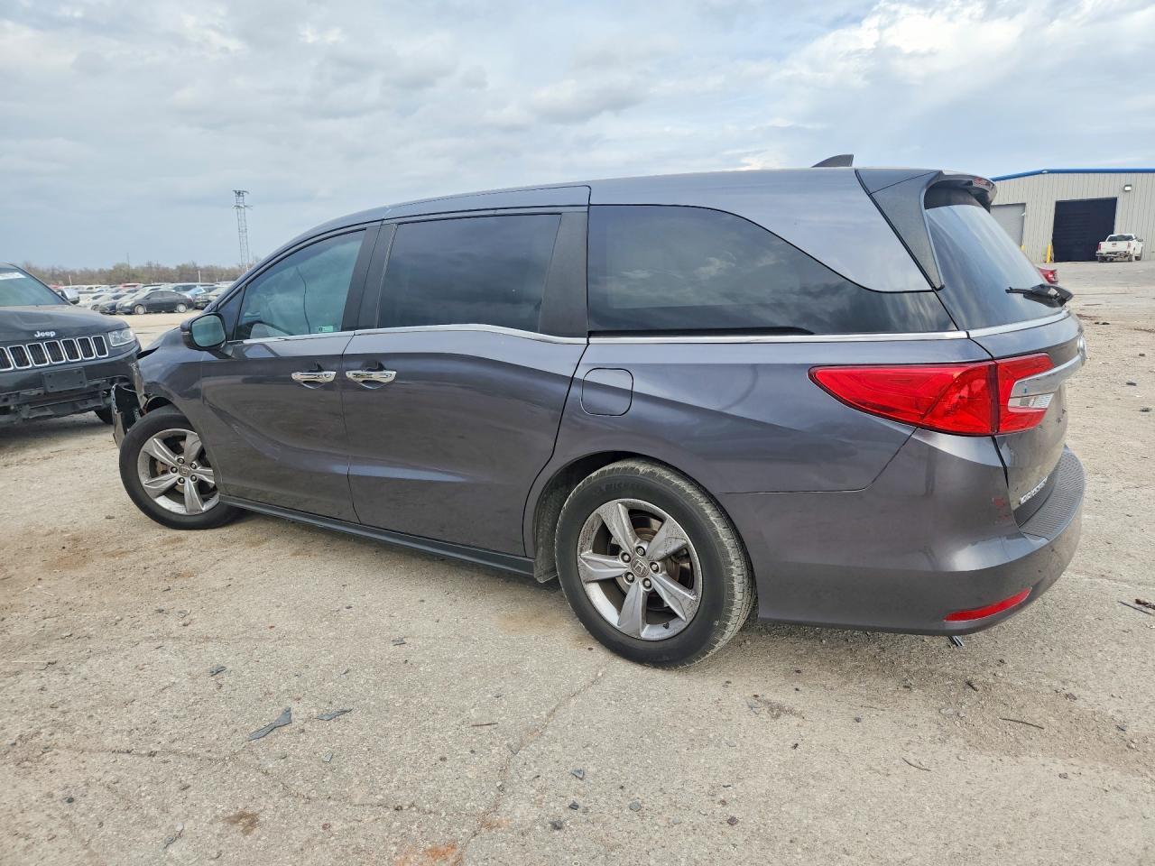 2019 Honda Odyssey - Фото 2