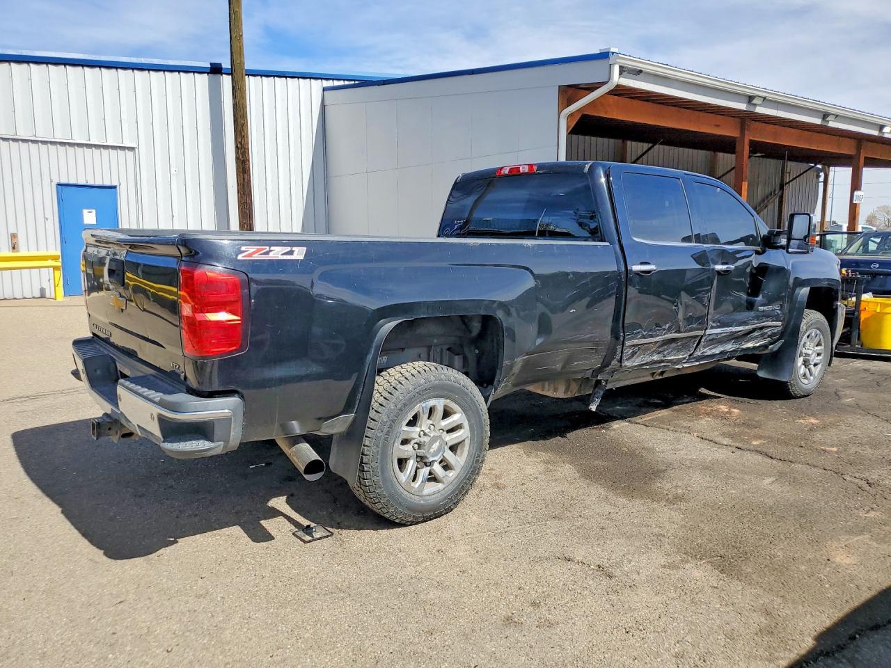 2017 Chevrolet Silverado K3500 Ltz - Фото 3
