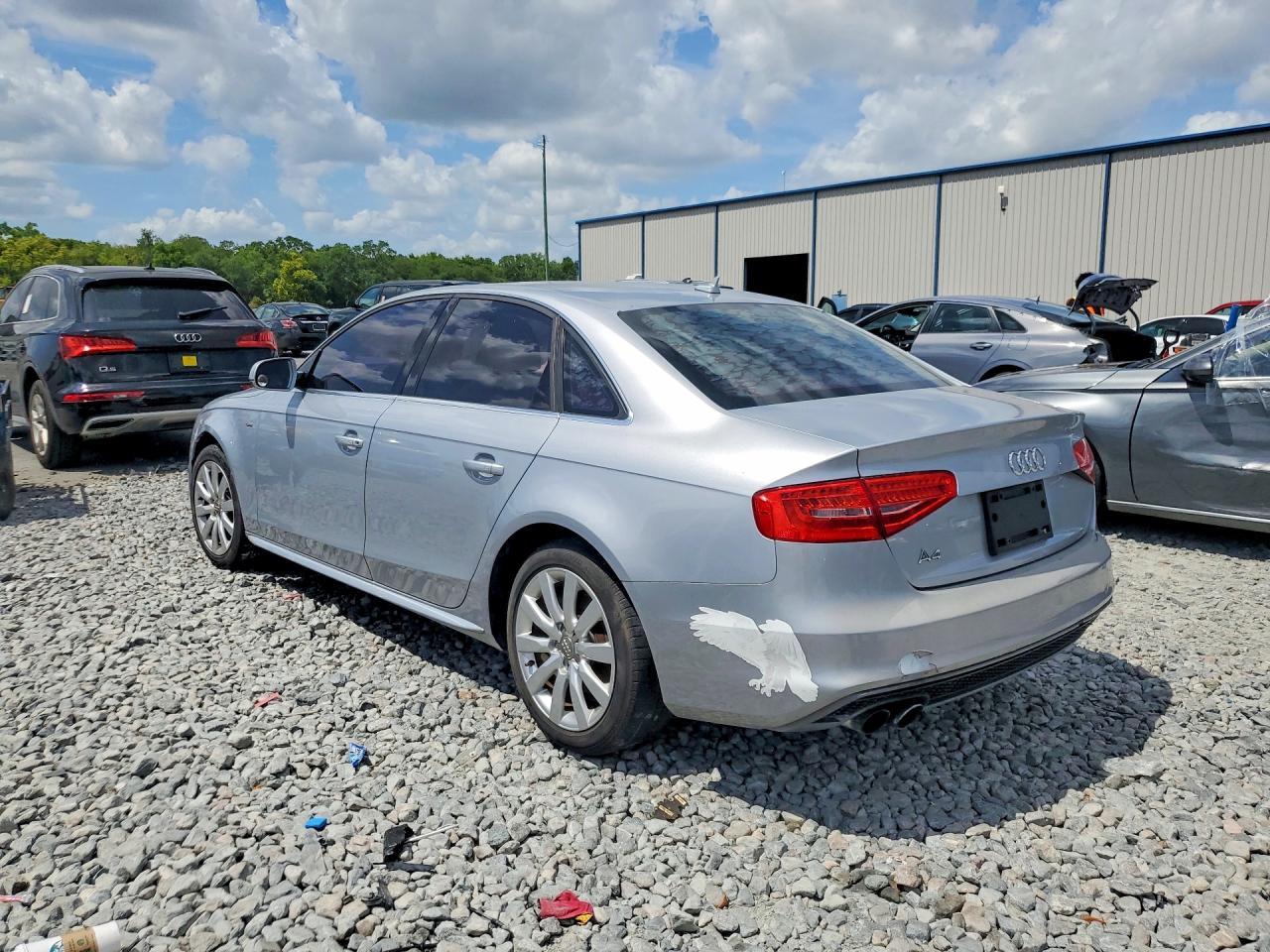 2015 Audi A4 Premium - Фото 2