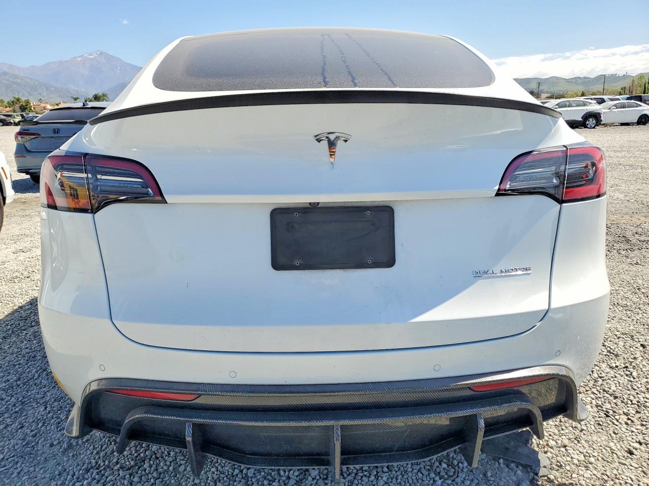 2022 Tesla Model Y - Image 6
