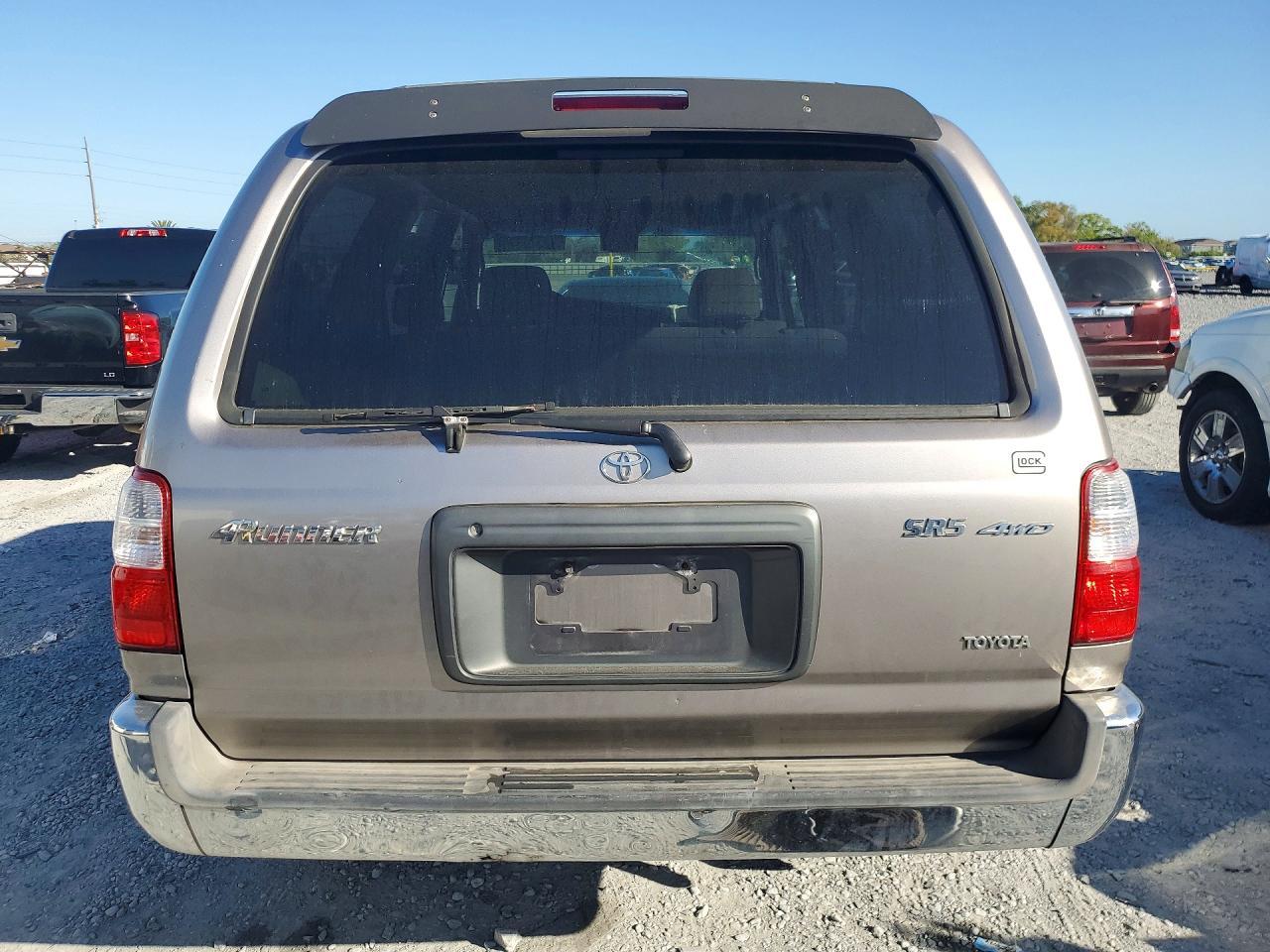 2001 Toyota 4Runner Sr5 - Фото 6